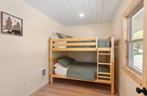 Holderness Casa | Squam Waterfront 2 bed 2 bath (Suite 3)