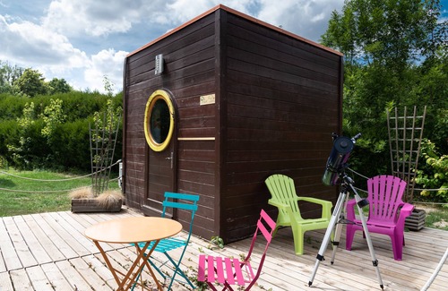 Bar-sur-Aube Cabina | square of stars