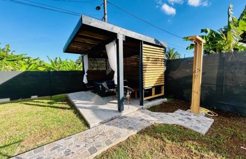 Capesterre-Belle-Eau Villa | Square Village