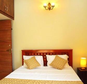 Mothilal Nagar Apartamento | Sri Apt Homestay A2 Family-Friendly 2BHK with Kitchen