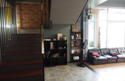 Dusit Casa | Sriyanar Place