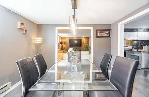 Les Moulins Regional County Municipality Apartamento | SS apartment with whirlpool bath - citq 318125
