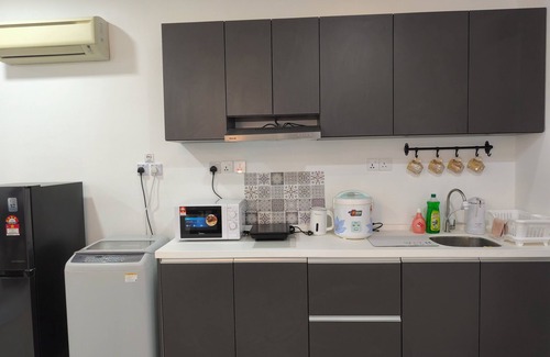Subang Jaya Apartamento | SS15 Courtyard Sunway Studio Google TV Netflix 100m to LRT