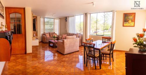 Jose Luis Bustamante y Rivero Apartamento | SSAMANA MARÍA APARTMENT 202