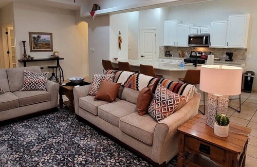 Las Cruces Casa | Sstar · Newly Renovated Home - Relax, Work, or Family Time