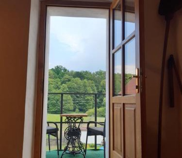 Duba Apartamento | Stáj Zakšín - špejchar