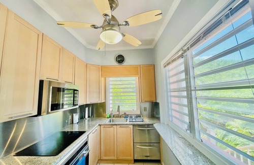 Estate Coakley Bay Condominio | Retiro tranquilo - Vistas al mar - Island Breezes, St. Croix Bliss!