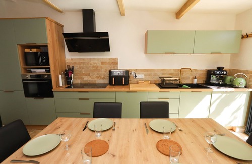 Saint-Cyprien Plage Chalet De Esquí | Casa St Cyprien clasificada 4 estrellas con gran terraza soleada