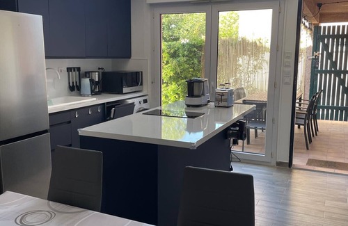 Saint-Cyprien Plage Chalet De Esquí | Magnífica casa residencial St Cyprien con piscina