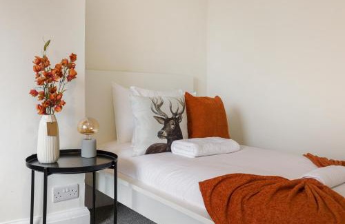 Golders Green Casa | St Georges Palace