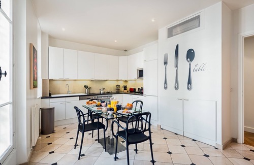 6th Arrondissement Apartamento | St Germain Luxury Two Bedroom