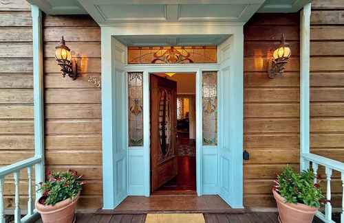 Los Alamos Casa | St Joe’s Heritage House Los Alamos, CA - Sleeps 10 with AC & Wifi