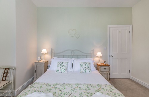 Penistone Casa | St. John's Cottage, PENISTONE