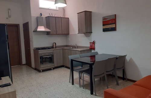 Paceville Apartamento | St Julian's - Good Location, 2 Bedroom, Terrace
