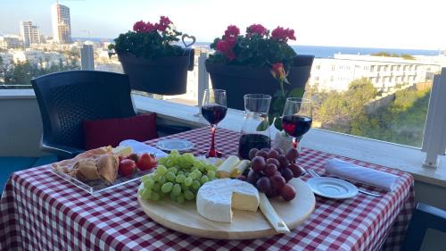 Ta' Giorni Apartamento | St. Julian's Super Bright And Spacious Seaview Apartment