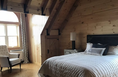 Clayton Casa | St. Lawrence Serendipity