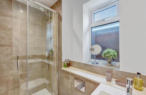 South Ruislip Apartamento | St Martins 2 Bedroom Apartments in Ruislip By 360 Stays