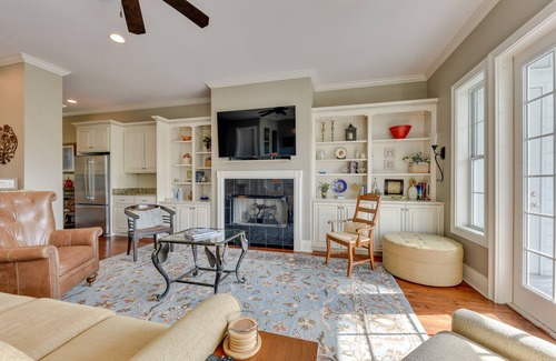 St. Marys Casa | St Marys Townhome w/ Community Hot Tub & Boat Dock