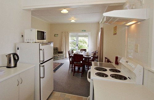 Raetihi Cabaña | St Marys Vicarage Retreat - Raetihi Holiday Home
