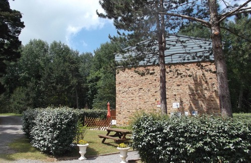 Saint-Pair-sur-Mer Casa | St Pair sur mer/Kairon plage Gite 500 m from the beach in a quiet wooded park