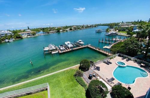 Belle Vista Casa | St Pete Beach Penthouse Beach & Intercoastal Views
