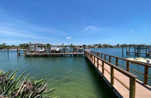 Belle Vista Casa | St Pete Beach Penthouse Beach & Intercoastal Views