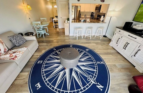 Belle Vista Condominio | St Pete Beach Sun Harbor Waterfront Parking WiFi 1/1