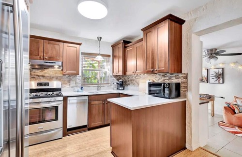 Fossil Park Casa | St Pete Hideaway w/ Pool- Pet friendly