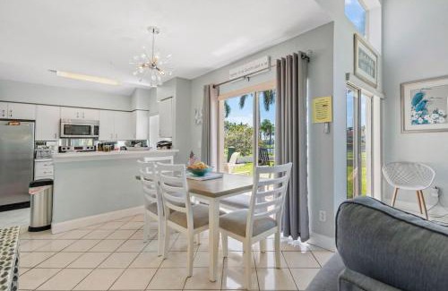 Isla del Sol Casa | St Pete Isla Vista Verde North Mirada Townhome 3 2