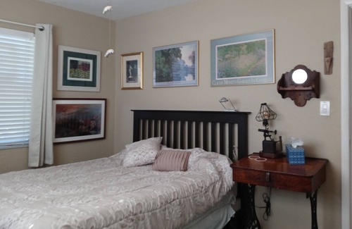 Meadowlawn Casa | St Petersburg, Florida Entire Cozy Home: Location, location, location