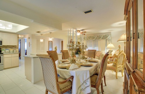 Disston Heights Casa | ¡NUEVO! S t. Petersburgo Inicio w / Tropical Yard & Pool!