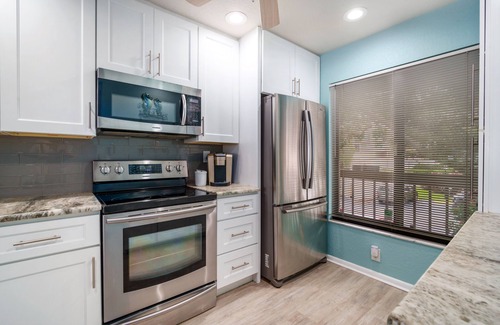 Palma del Mar Condominio | St. Petersburg Isla del Sol St. Pete Beach Updated Condo on Water 2 Bed Gorgeous
