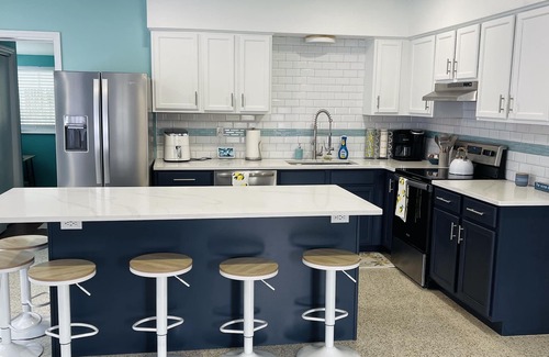 Disston Heights Casa | St Pete’s Hideaway Oasis - Minutes to the beach, downtown & Tropicana stadium!