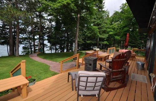 Hackensack Cabina | St Somewhere, A Pleasant Lake Paradise
