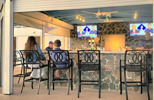 Estate Kings Quarter Apartamento | St. Thomas island life! Perfect getaway for 2. Great value. From $369.
