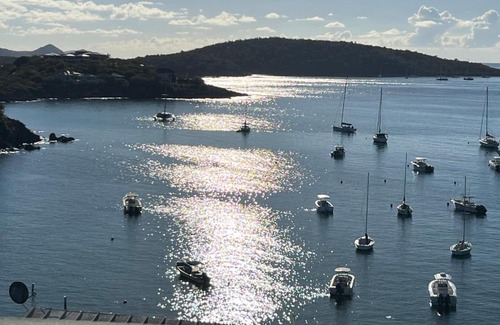 Nazareth Apartamento | St Thomas -Spectacular Views of St John- Ocean Front!