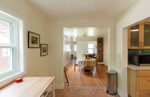 Staatsburg Casa | Staatsburg Parsonage - A tranquil 4-bedroom house with AC