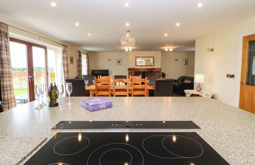 Tudhoe Cabaña | Stackyard House