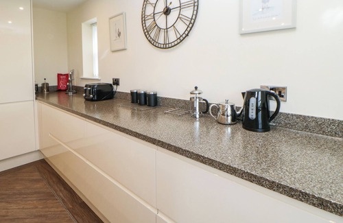 Tudhoe Cabaña | Stackyard House