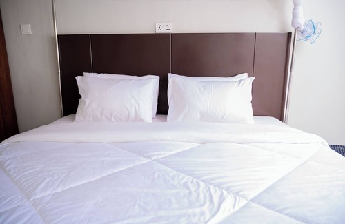 Lilongwe Cama Y Desayuno | Stadium View Executive Guest House