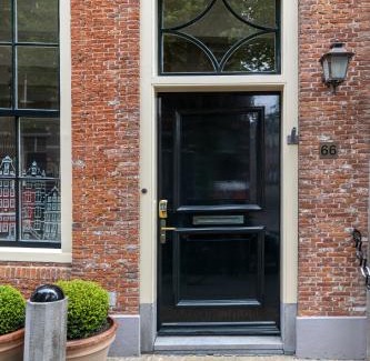 Leeuwarden Apartamento | Stadslogies City House Grande Madame Agaath