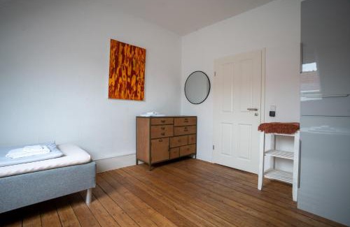 Linden-Nord Apartamento | Stadtwohnungen Linden - Ferienwohnung im Dachgeschoss