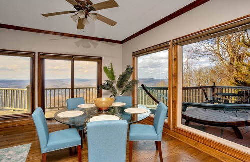 Lookout Mountain Casa | Stairway to heaven