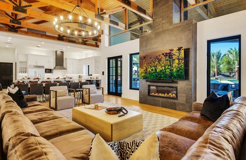 Indio Casa | Stallion Estate Lazy River, Bowling & Theater