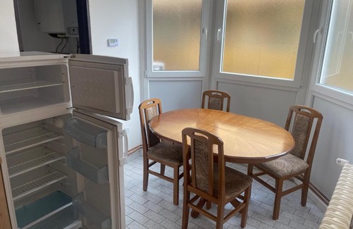 Stara Pazova Apartamento | Stan na dan