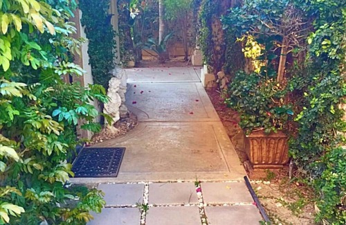 Palm Desert Cabaña | Stand alone Casita. Very private with pool and spa.