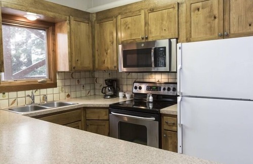 Whitefish Casa | Independiente de 3 dormitorios, 2 baños - ¡Ideal para familias!