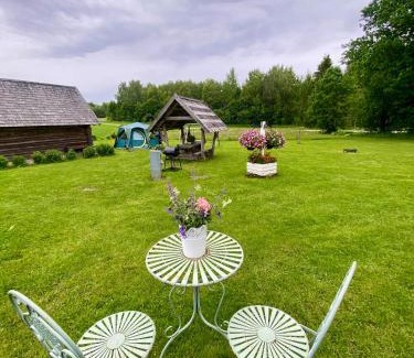 Ida-Viru County Otro | Stand-up tent and Sauna, farm experience BB