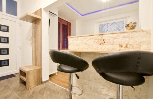 Erzsebetvaros Apartamento | Standard Apartment by Hi5 -Baross Square