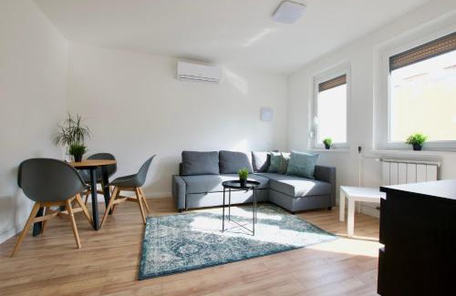 Terezvaros Apartamento | Standard Apartment by Hi5 - Dessewffy 37 suites